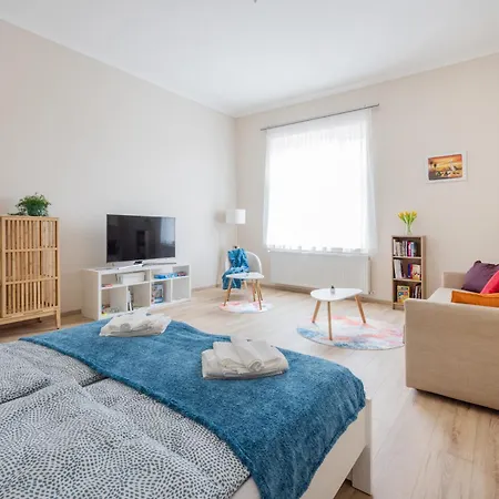 Apartment Stylish New With 2 Bedrooms In Buda 2