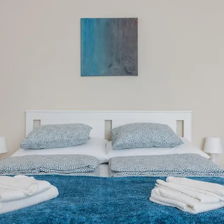 Apartment Stylish New With 2 Bedrooms In Buda 2 *