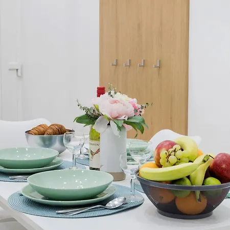 Apartment Stylish New With 2 Bedrooms In Buda 2 Budapest