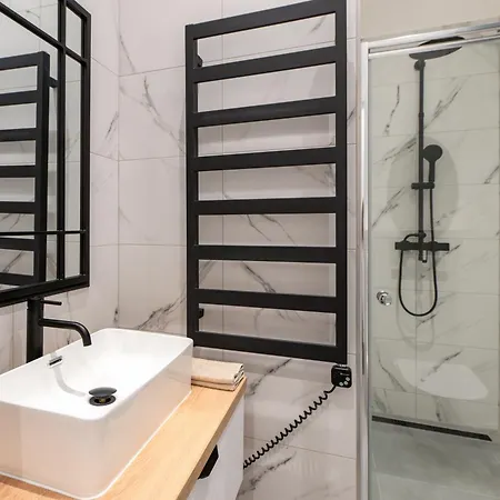Wesselenyi-w31-modern 3 Bedroom Apartment