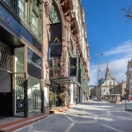 Ultra Location Apartament