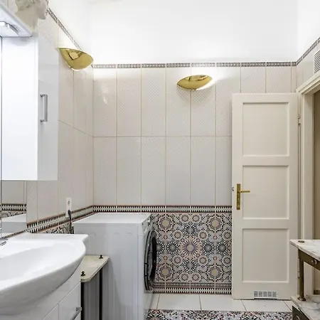 Rakoczi Budapest