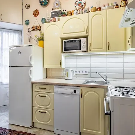 Rakoczi Apartment