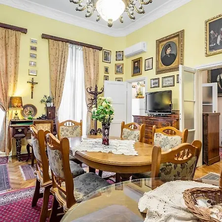 Apartment Rakoczi