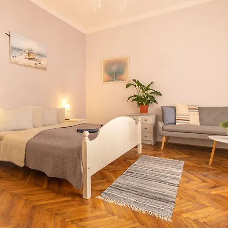 Gellerico At Horanszky Street Guest house Budapest