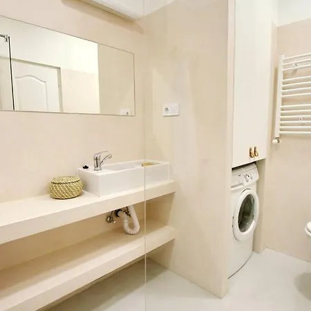 Pau Stylish In The Heart Of Appartement