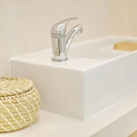 Appartement Pau Stylish In The Heart Of Boedapest