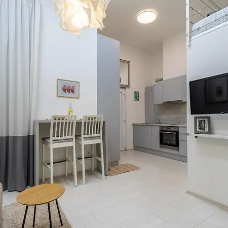 Star House Apartment