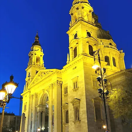 Downtown Next To The Basilica Apartment Budapest
