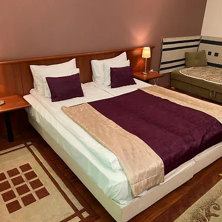 Hotel Gold