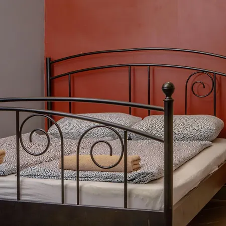 Deep Hostel