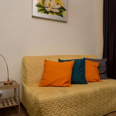 Historic Apartment *