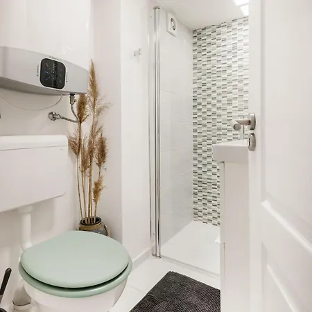 Apartment Margaret Near The Danube Budapest
