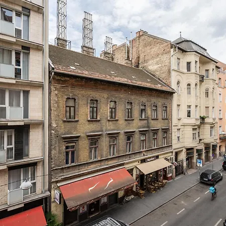 A13 Apartment *