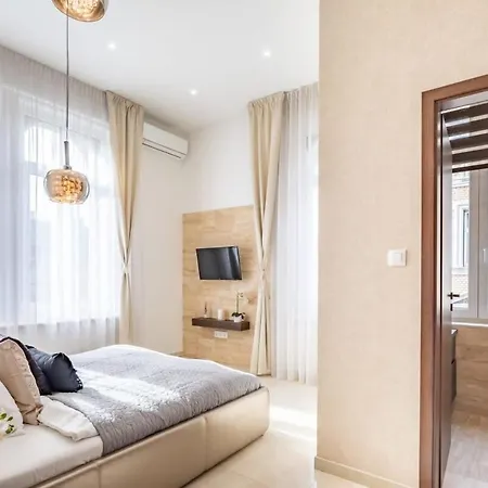 Apartament Splendid Perfectly Located Flat With Sauna *