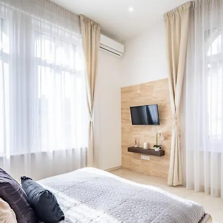 Apartament Splendid Perfectly Located Flat With Sauna Budapeszt