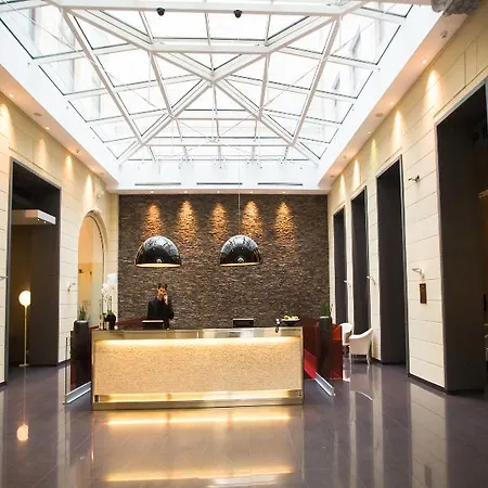 Eurostars Palazzo Zichy 4* בודפשט