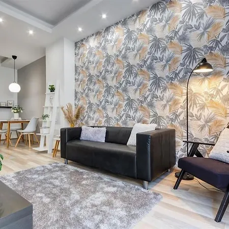 Madach Luxory Appartement *