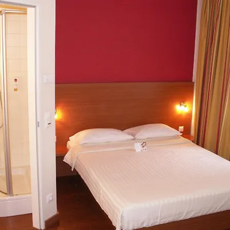 Nexto Dormero Hotell