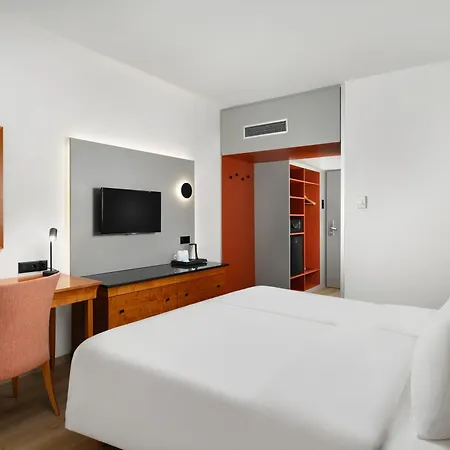 Danubius Hungaria City Center 4* Budapest