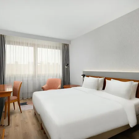 Danubius Hungaria City Center 4*