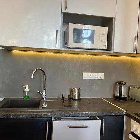 Apartment F14