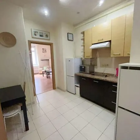 Apartment Diamond By The Church Budapest