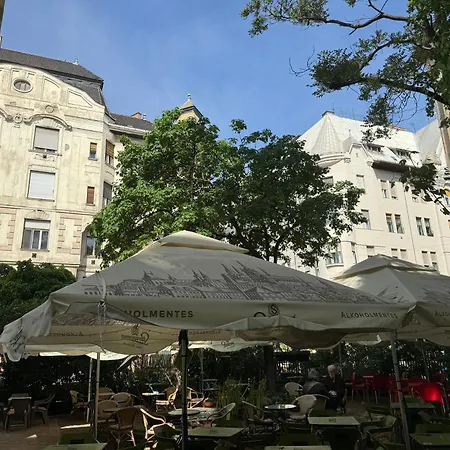V Apartman Budapest
