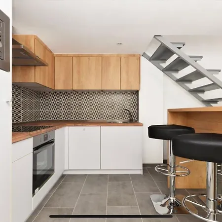Apartment Downtown 5 Bedrooms 4 Bathrooms Raday Stretches Budapest