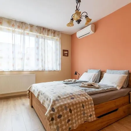 Free Parking Apartment