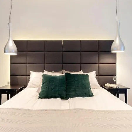 Apartment Scandinavian - By The Opera