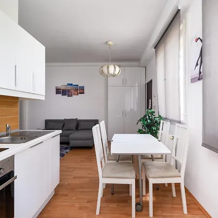 Apartment Fovam In Hear Of The