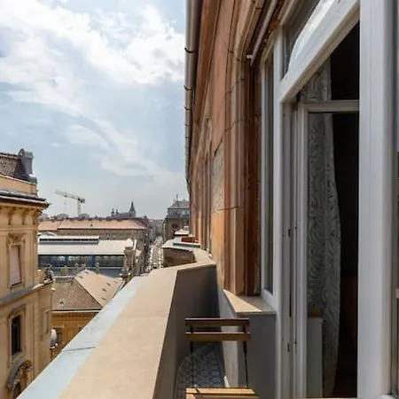Elegant And Modern In The Centre Appartamento
