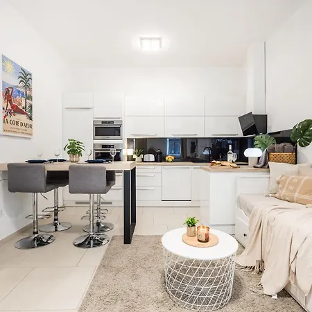 Apartment Designer Boutique 2r Walk To Opera House & Basilica