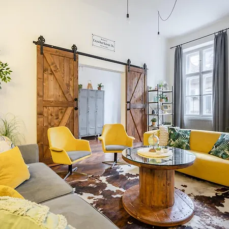 City-zen Haven - 2 Bedroom, 61 Sqrm Apartment Budapest