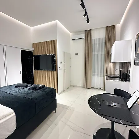G6 Luxury Budapest