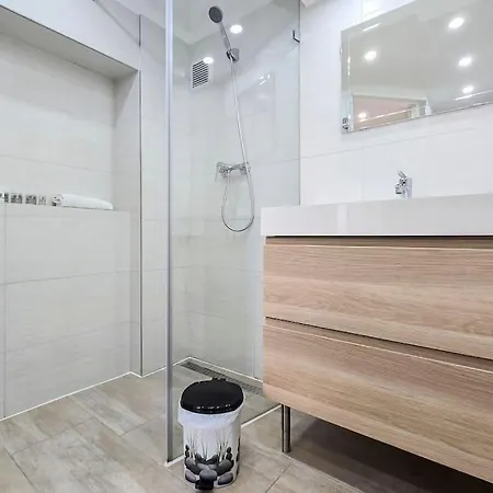 Apartment Centrum Charm *