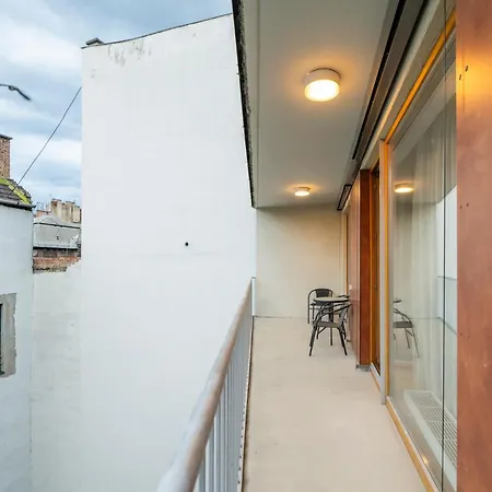 Swu Opera Apartment *