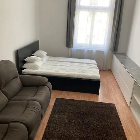 Voeroesmarty Downtown Apartment *