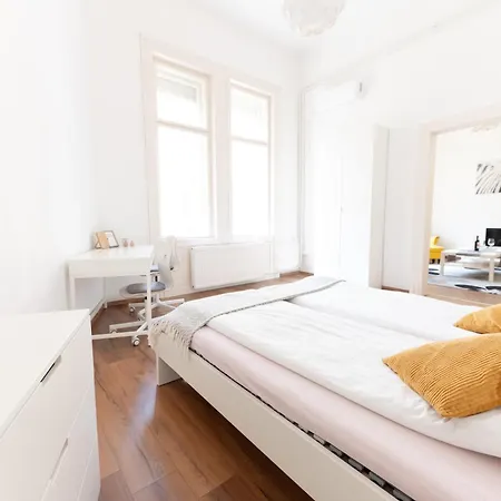 Апартаменты Danube Dwelling Aulich Utca 3 *