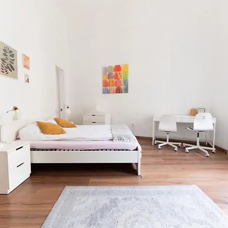 Danube Dwelling Aulich Utca 3 * Будапешт