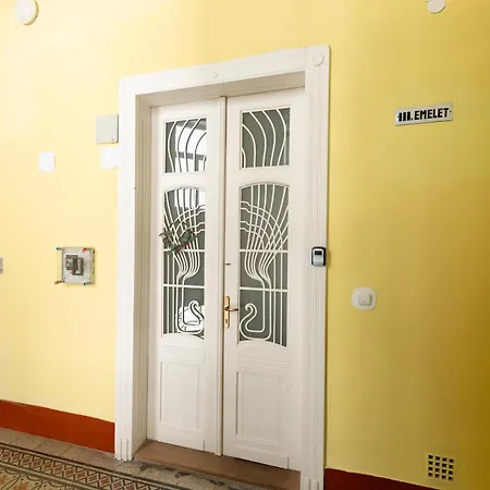 Danube Dwelling Aulich Utca 3 Апартаменты *