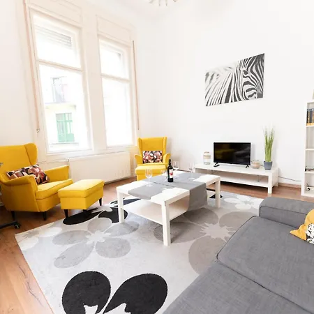 Апартаменты Danube Dwelling Aulich Utca 3