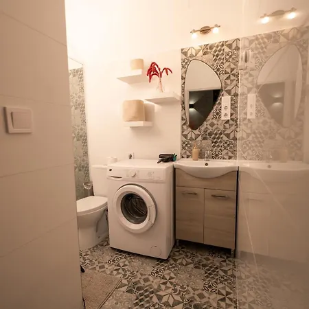 Apartament Danube Dwelling Rozsa 99 *