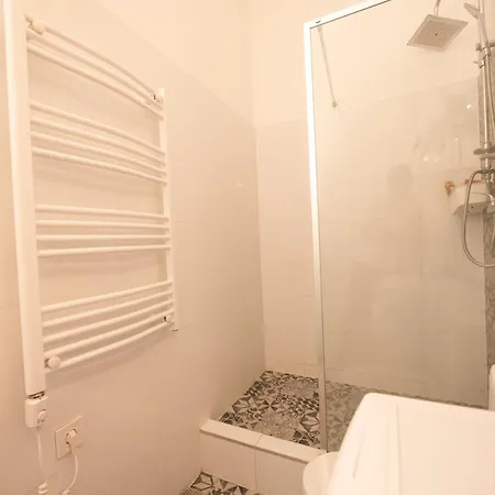 Danube Dwelling Rozsa 99 Apartament *