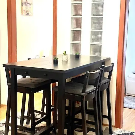 Apartment St King 3br Spacious *