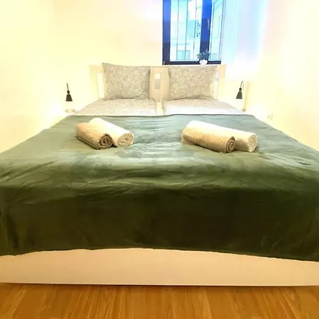 Apartment St King 3br Spacious *