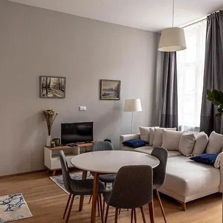 Maria Topfive With Free Private Parking Apartment