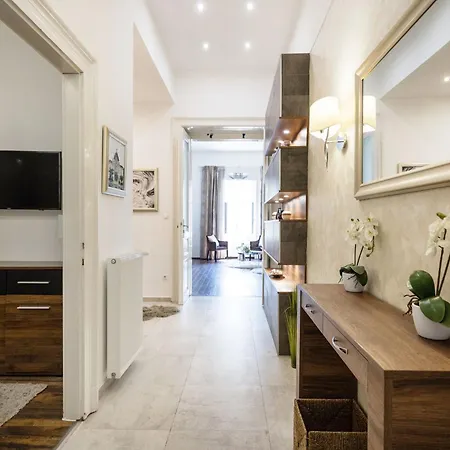 Apartment Discover Your Retreat-walk To Parliament *