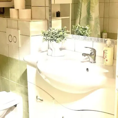 Apartment St King 3br Spacious Budapest